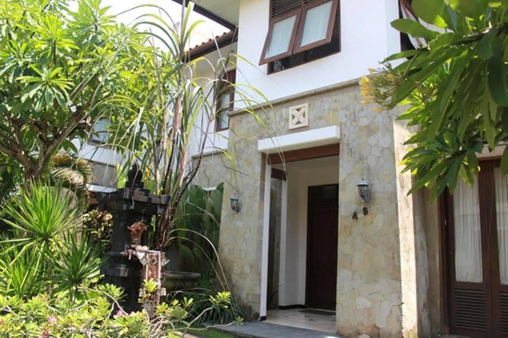 9 Bedroom Gerhana Villa Kuta Bali Kuta (Bali) Bagian luar foto